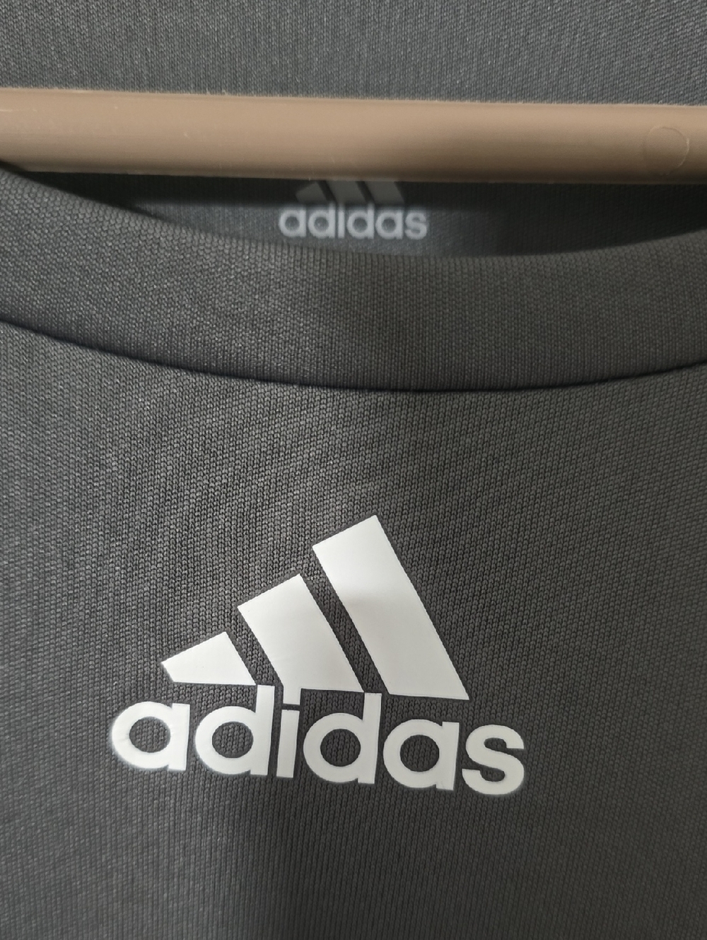 adidas - Picture 2 of 4